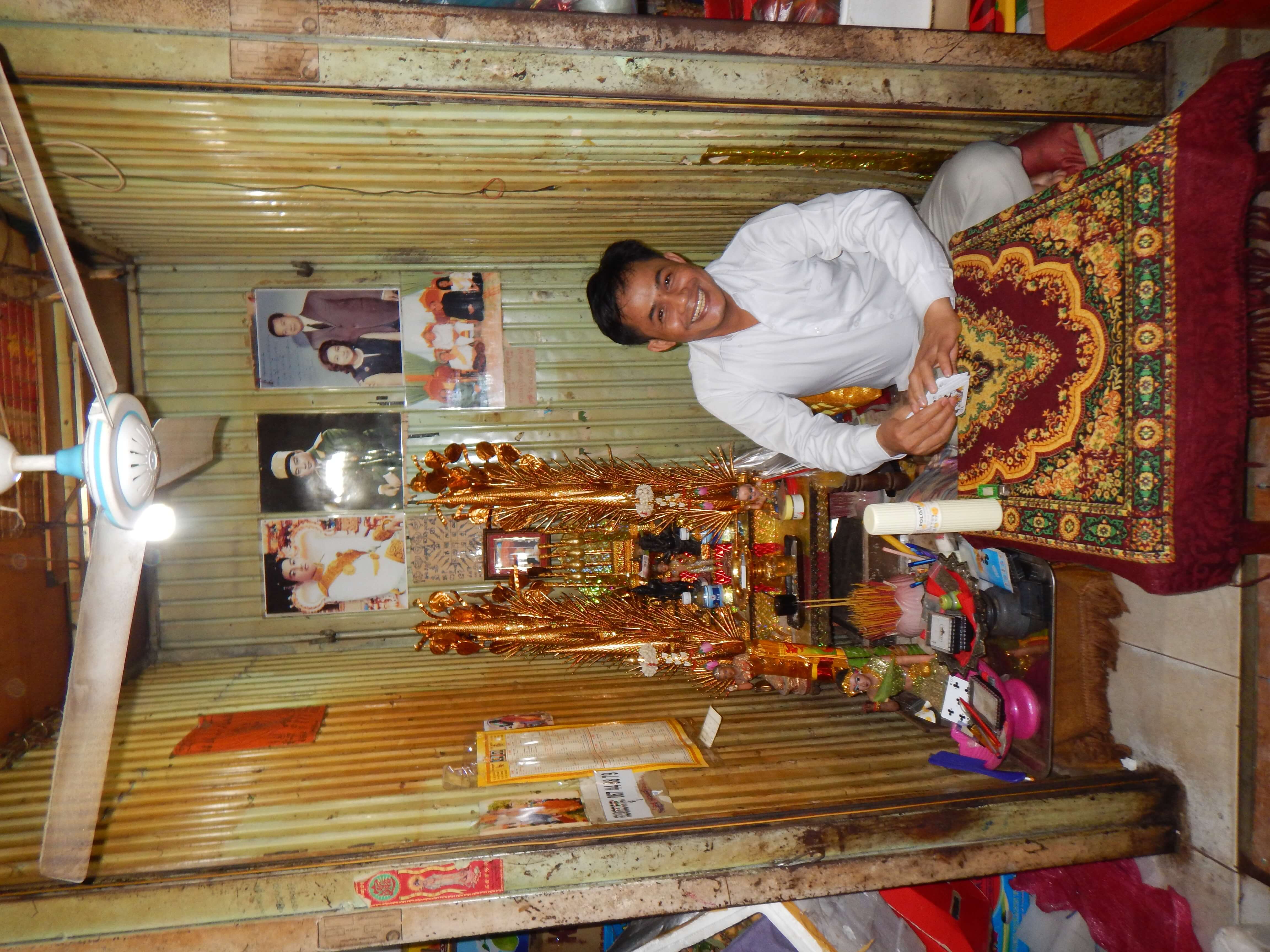 Tarot Card Reader in Phnom Penh