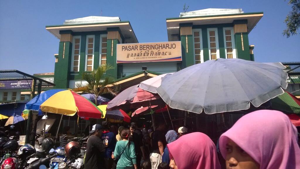  Pasar  Beringharjo main entrance  Two Can Travel