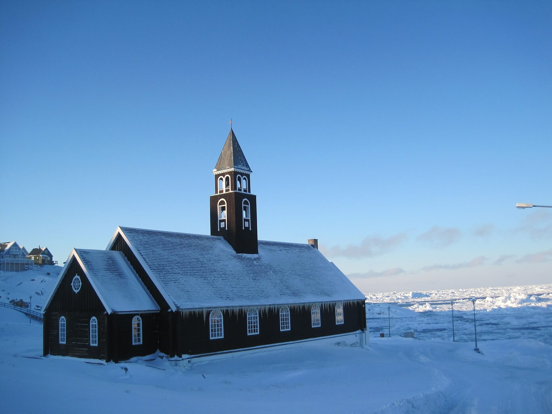 10 Intriguing Facts you should know about Greenland