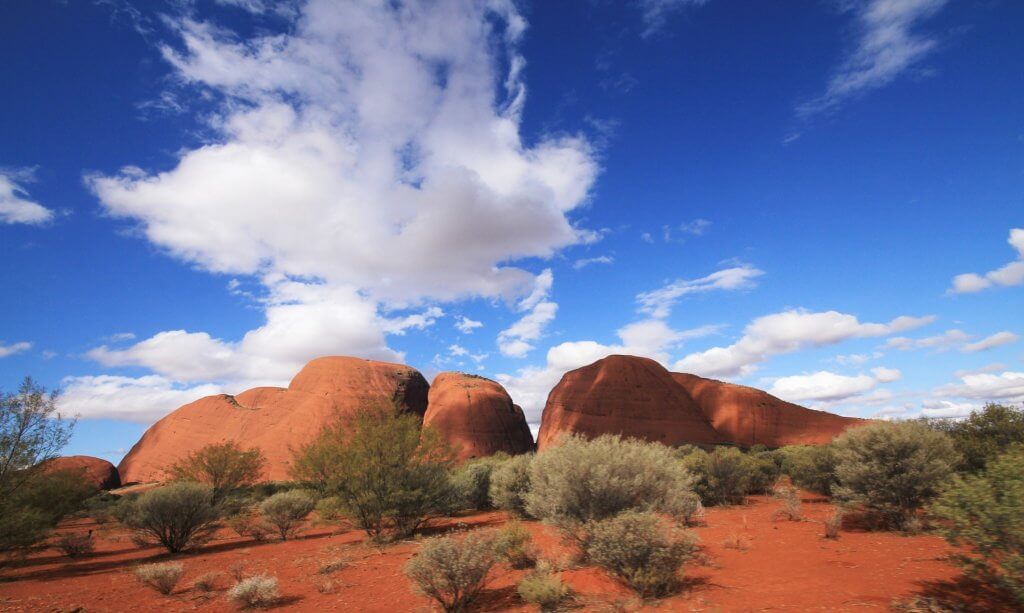 Not far from Uluru is Kata-Tjuta, another of the most famous natural Australian landmarks. 